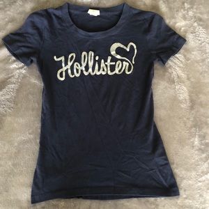 Hollister tshirt